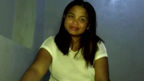 katibeauty00 online show from May 16, 8:39 am