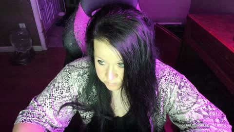 Katie online show from December 17, 2:55 am