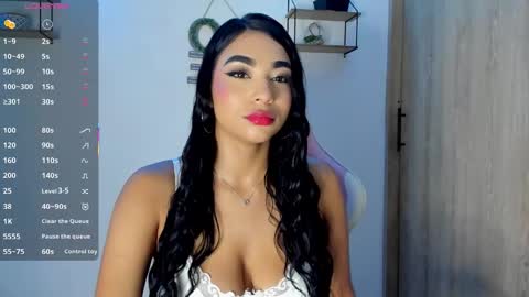 Snapshot of katie_boss2 chatting on October 15, 3:58 pm Katie online show from October 15, 3:58 pm
