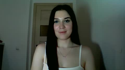 katie_foxi online show from May 20, 7:55 pm