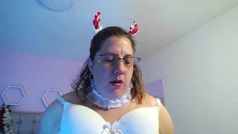 Katherine online show from December 20, 1:22 pm