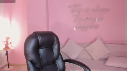 Kate Stonne online show from December 29, 3:11 am