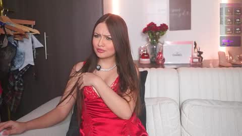 K A T L Y N  online show from February 21, 5:57 pm