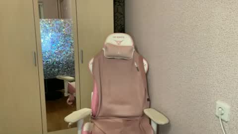   naked in pvt show 100 tk online show from March 4, 4:57 pm