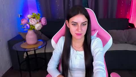 Katrin online show from November 5, 1:05 pm