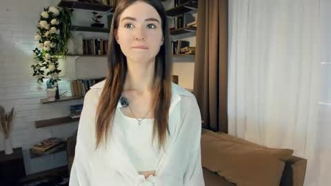 Kate Aurora online show from March 22, 9:04 am