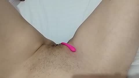 katrina  dont forget to give me thumbs up online show from December 25, 11:10 pm