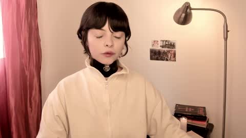 Snapshot of katsurotaro chatting on March 7, 7:05 pm katsuro online show from March 7, 7:05 pm