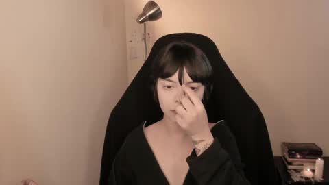 Snapshot of katsurotaro chatting on December 5, 6:22 pm katsuro online show from December 5, 6:22 pm