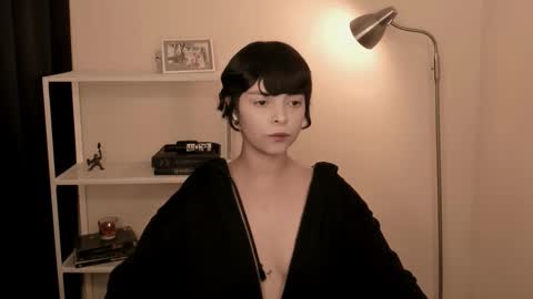 katsuro online show from November 11, 8:39 pm