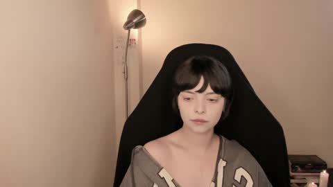 Snapshot of katsurotaro chatting on December 4, 5:55 pm katsuro online show from December 4, 5:55 pm