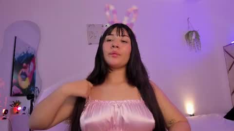 michell online show from June 10, 3:38 am