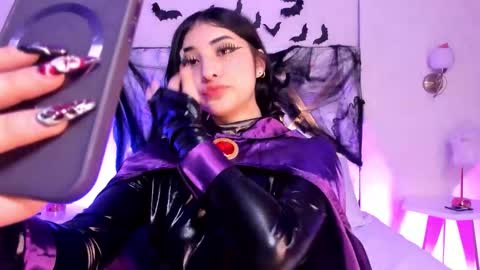 katt  online show from October 31, 11:58 am