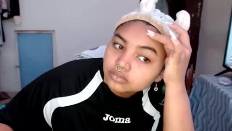 katteyes_ online show from May 24, 7:46 pm