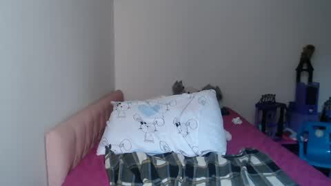 KattleyaGrey online show from July 21, 1:34 pm
