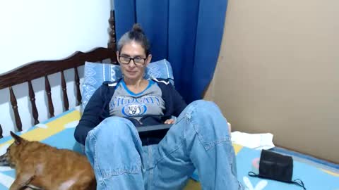 angel online show from January 15, 9:10 pm