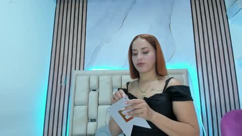kattyleblanc_ online show from December 11, 12:12 pm