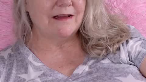 katy_nicole online show from May 7, 12:26 am