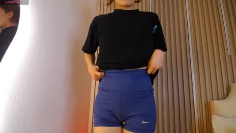 Katy Van online show from April 9, 9:31 pm