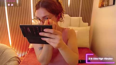 Katy Van online show from March 3, 9:10 pm