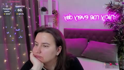 Kate online show from November 5, 6:40 am