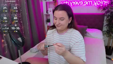 Kate online show from December 19, 6:45 am