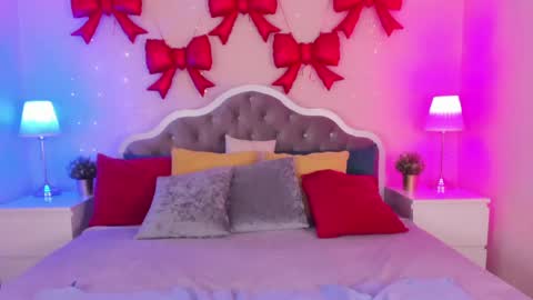 katymeaw online show from May 18, 4:07 am