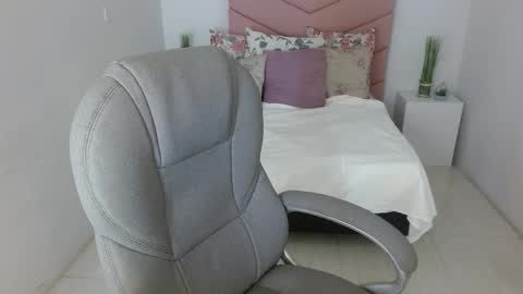 katyrojas online show from November 4, 12:21 pm