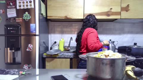  Khawit  online show from December 27, 5:48 pm