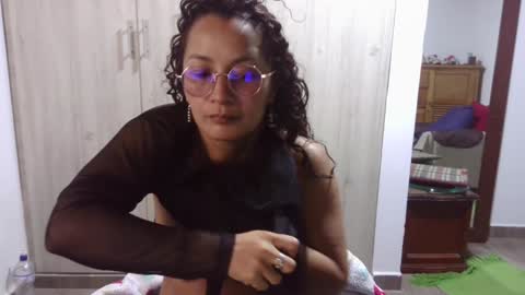  Khawit  online show from January 12, 10:56 am