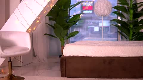 kaylabray online show from February 15, 5:54 am