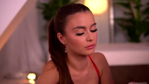 kaylabray online show from October 25, 3:58 am