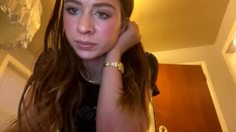 kaylaelizabeth97 online show from November 7, 9:53 pm