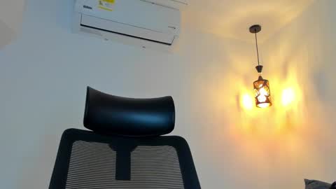      K A Y L A      online show from September 17, 12:14 pm