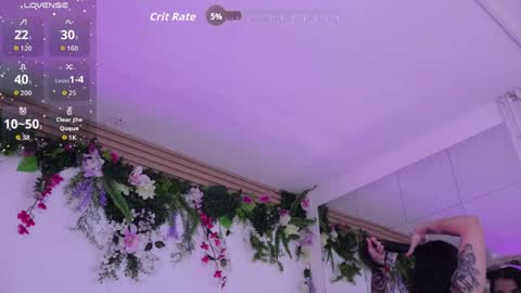 kaylee_lee online show from May 26, 4:12 am