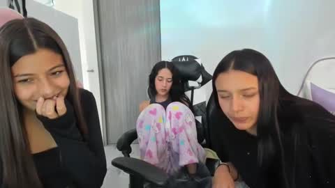 kaylie online show from October 7, 8:46 pm