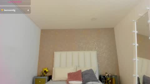 kayliebrooks online show from October 9, 7:18 pm