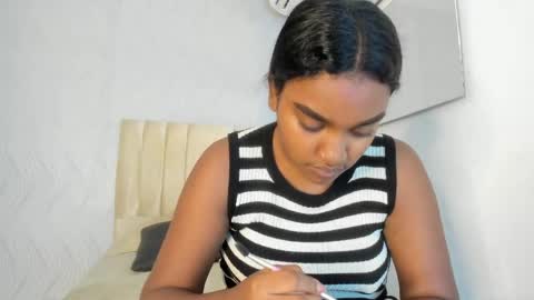 Kayna online show from May 26, 7:02 pm