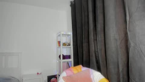 kayyrachyl online show from May 3, 4:21 pm