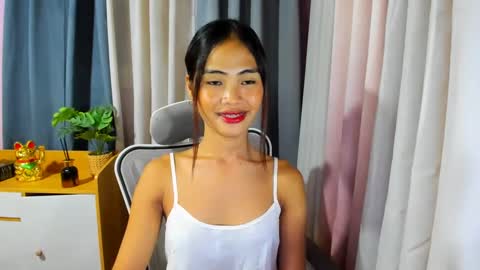 Snapshot of kazel_dominant chatting on January 13, 10:25 am KAZEL online show from January 13, 10:25 am