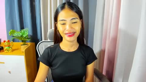 Snapshot of kazel_dominant chatting on January 24, 8:02 am KAZEL online show from January 24, 8:02 am