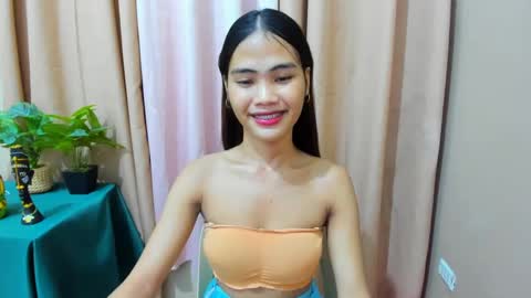 Snapshot of kazel_dominant chatting on March 3, 9:38 am KAZEL online show from March 3, 9:38 am