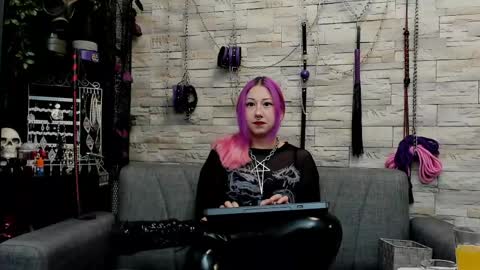 Miss Kazia online show from May 25, 1:37 am