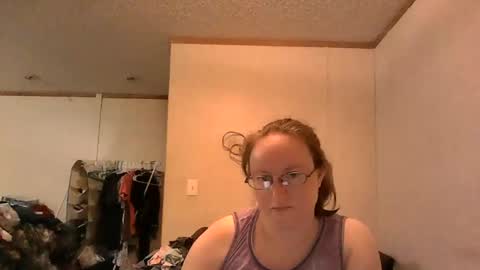 kcandler27 online show from October 27, 12:17 am