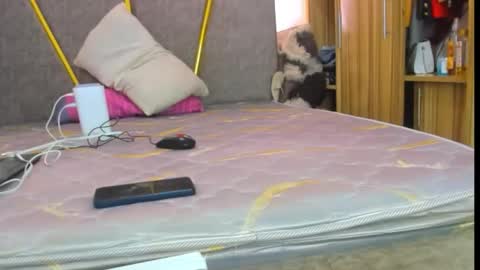 keamow online show from November 25, 10:39 am