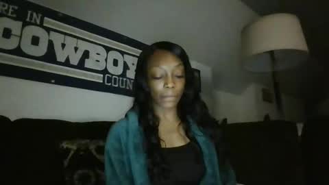 Snapshot of keephimcum69me chatting on December 9, 11:15 am Keephimcum69me online show from December 9, 11:15 am