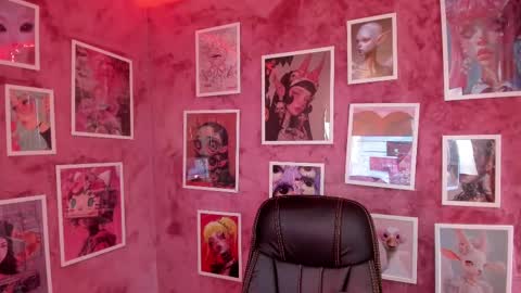 Kehlannis online show from October 17, 8:34 pm