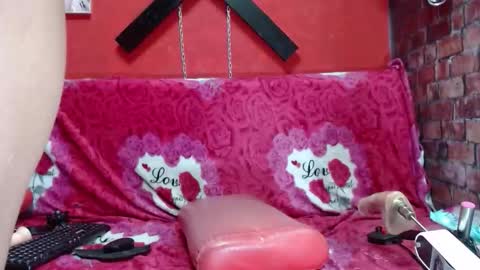 keilasexx online show from September 25, 9:45 pm