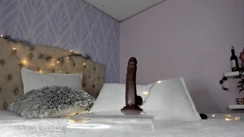 Keira Angel online show from November 27, 5:32 am