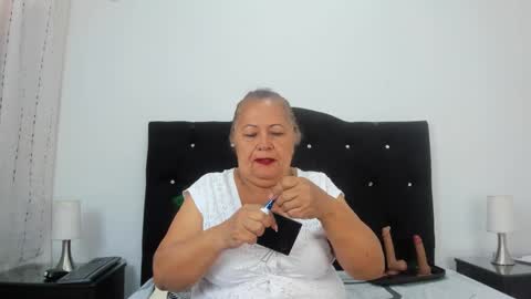   online show from November 14, 11:43 am